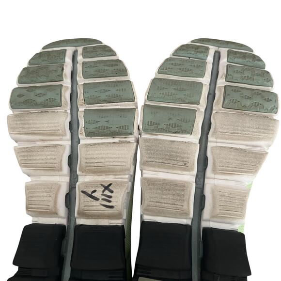 On Running Cloudflow Men Shoes In Meadow White Size 11.5 main image 6